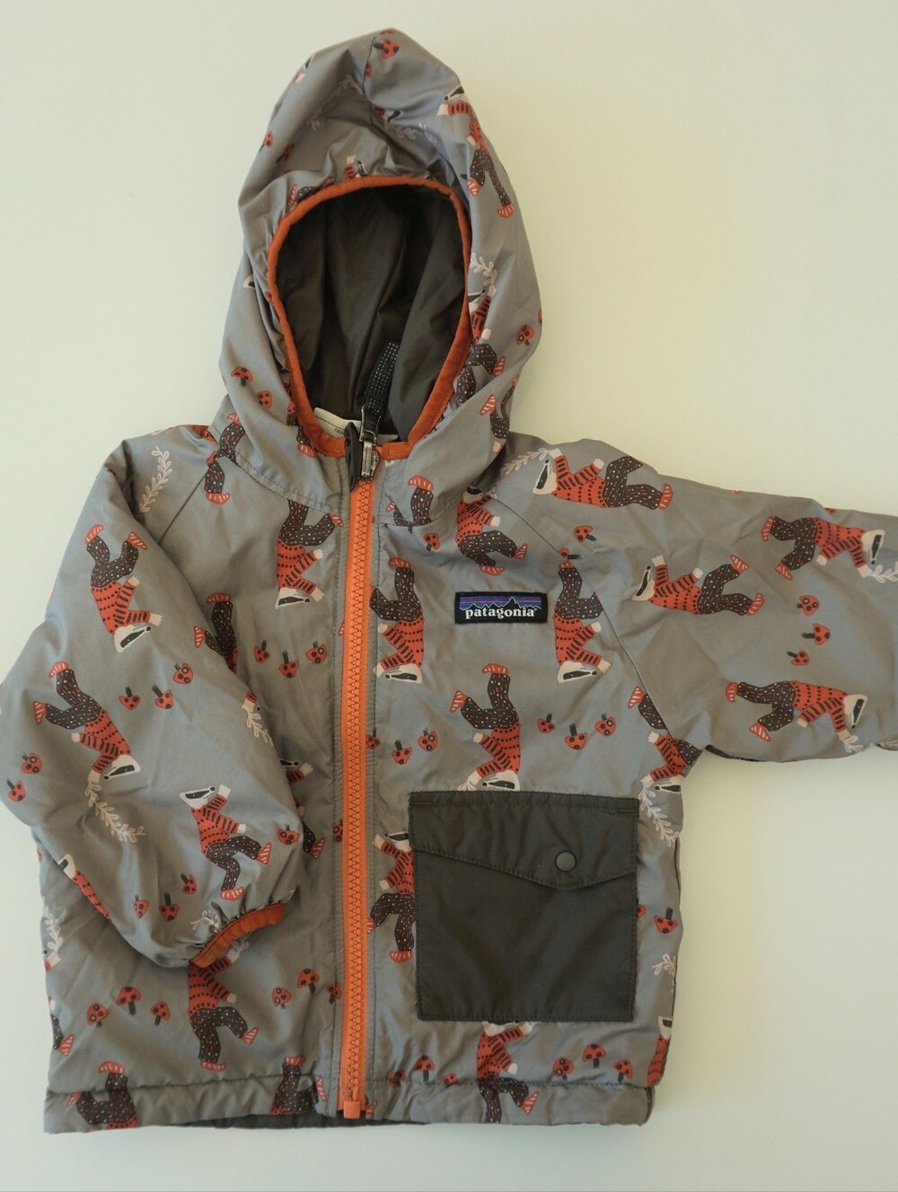 6-12 Month Unique And Adorable Reversible Patagonia Badger Army Green Puffer
